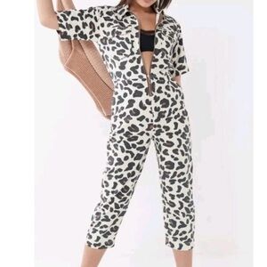 Urban Outfitters Leopard Print Coveralls Women Xs Cropped Zip Jumpsuit Romper